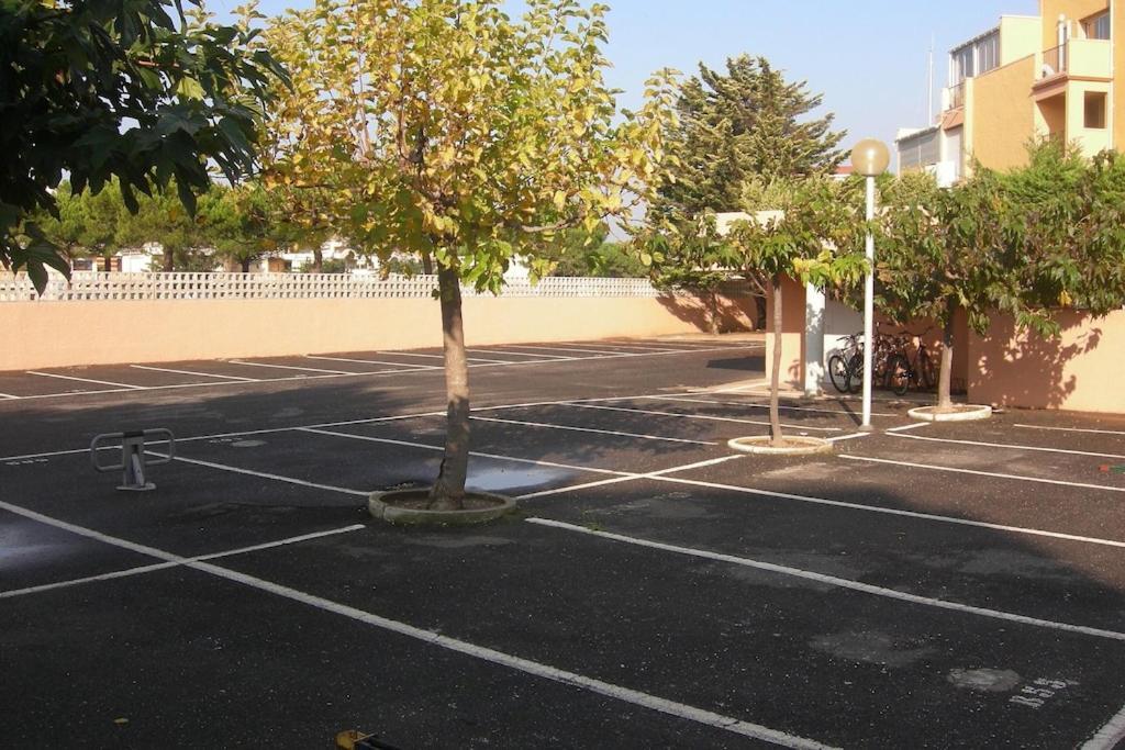Gruissan Appartement Calme, Vue Sur Port De Plaisance -Clim, Empl.Parking Exterior photo